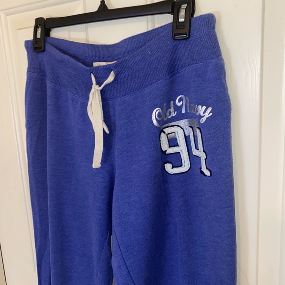 NWOT Old Navy Sweatsuit-M - Picture 9 of 13